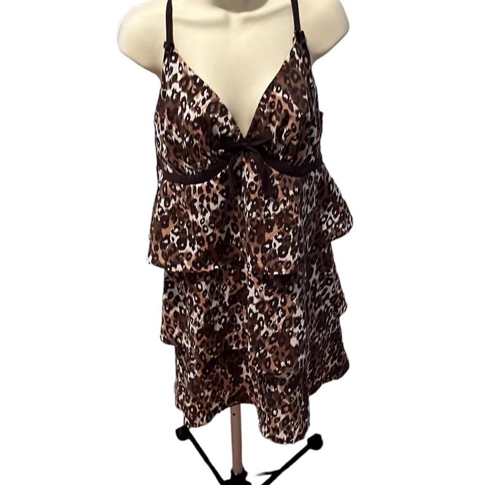 Amoureuse size large leopard print tiered mini dress adjustable back cut out
